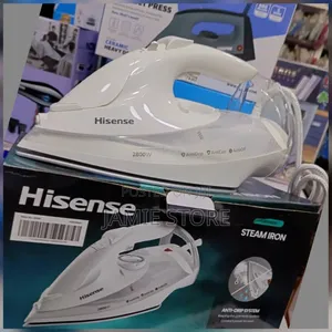 Hisense 2800W Steam Iron with Ceramic Soleplate
