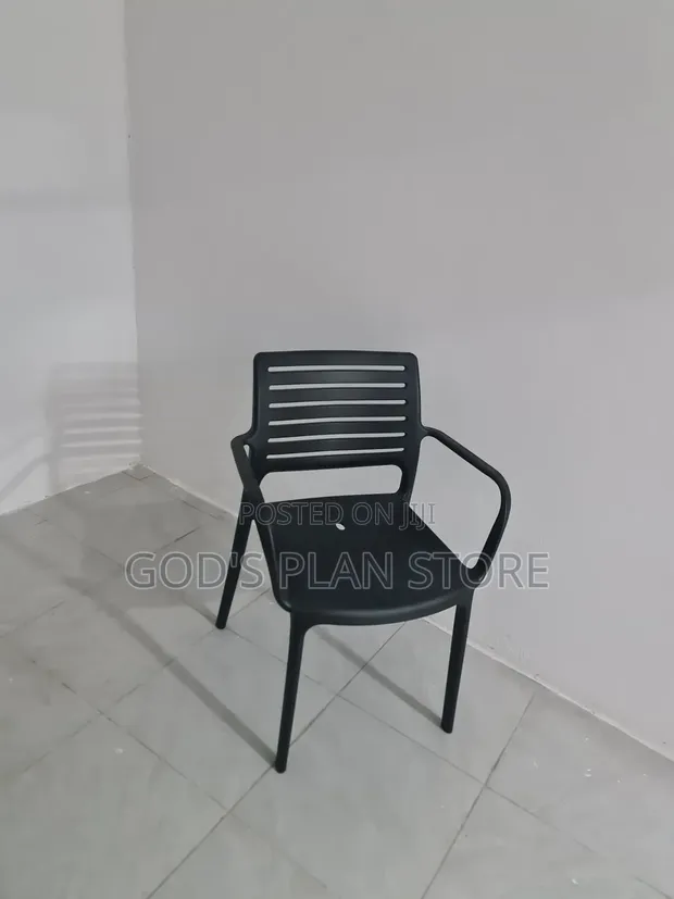 Heavy Duty Polypropylene Cafe Plastic Chairs - 1
