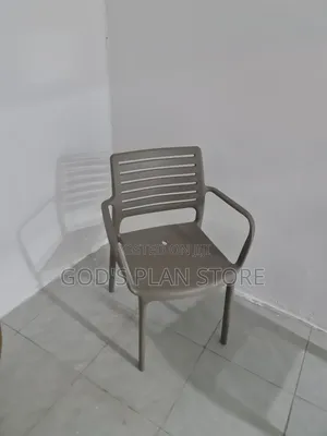 Exterior Gray Plastic Dining Chairs (Set of 4)