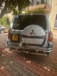 Mitsubishi Pajero 2008 Silver - 2
