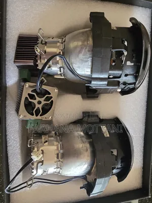 Volkswagen Tiguan 2012 Headlights (Original)