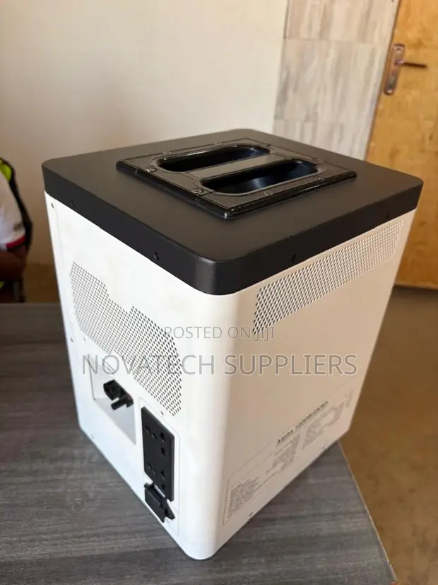 SAKO Alpha 1000W 2kWh Lithium Solar Power Station - 1