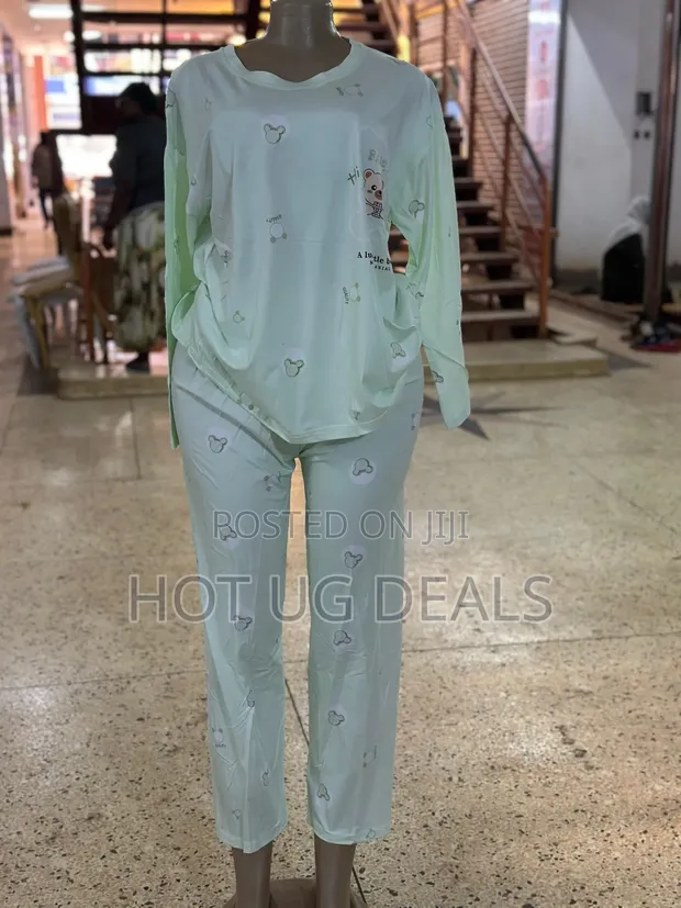 Ladies' 2-Piece Sleepwear Set - Multi Color Heart Print - 1