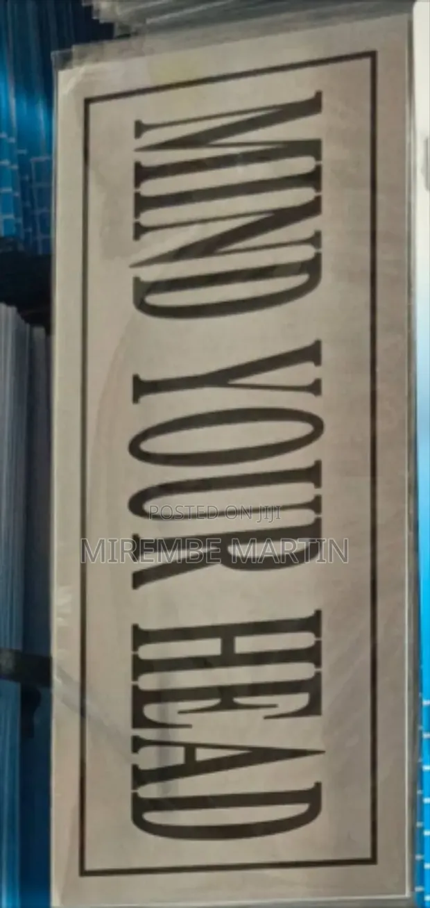 5 Pieces 'Mind Your Head' Self-Adhesive Silver Signs - 1