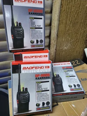 Baofeng 888S Walkie Talkies with Earphones