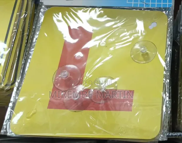 5 Pieces A4 Learner Driver "L" Sign Boards with Suction Cups - 1