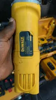 DEWALT 720W 125mm Angle Grinder with Paddle Switch - 3