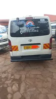 Toyota HiAce 2010 4WD - 2