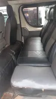 Toyota HiAce 2010 4WD - 5