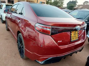 Toyota Sai 2.4 Hybrid FWD 2016 Red