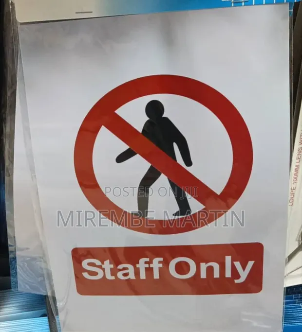 A4 Staff Only Sign - Laminated Vinyl Sticker - 1