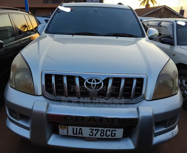 Toyota Land Cruiser Prado 2007 Silver - 1