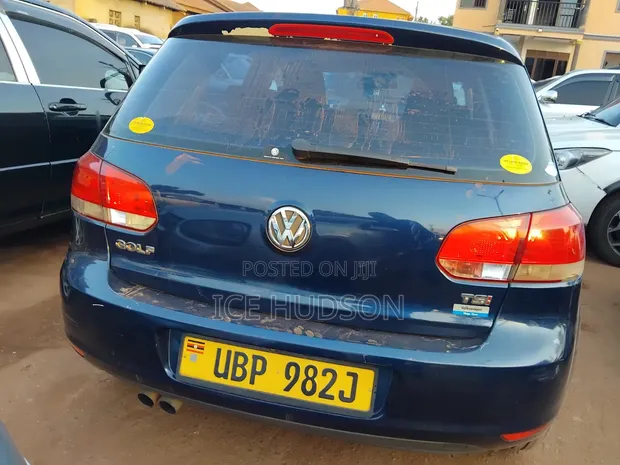 Volkswagen Golf 2009 Blue - 1