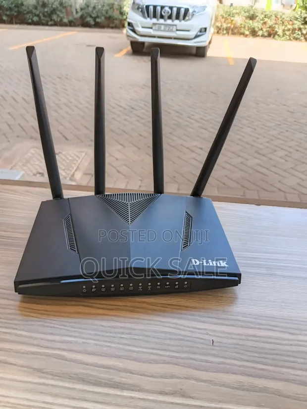 D-Link DWR-M960 4G AC1200 LTE WiFi Router - 1