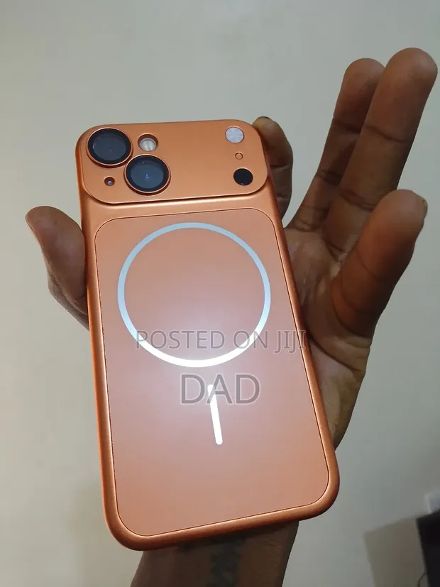 Apple iPhone 13 256GB Pink - 1