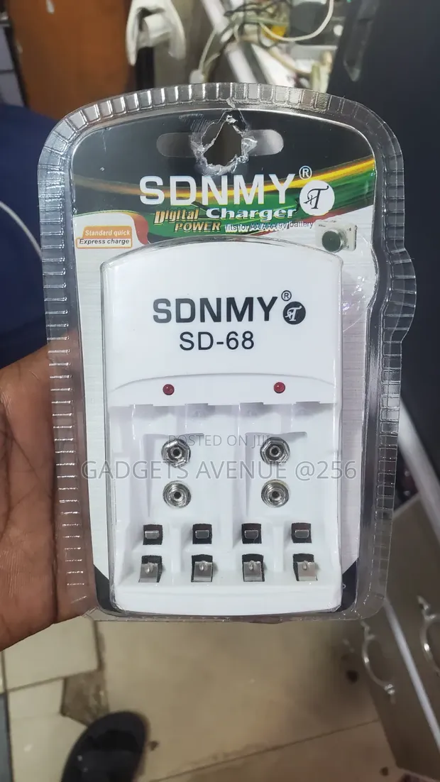 SDNMY SD-68 Digital Charger for AA, AAA, 9V Batteries - 1