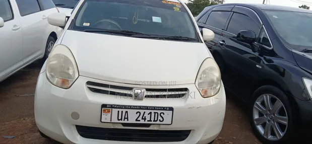 Toyota Passo 2008 Yellow - 1