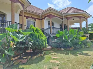 4 Bedroom House for Sale in Muduuma