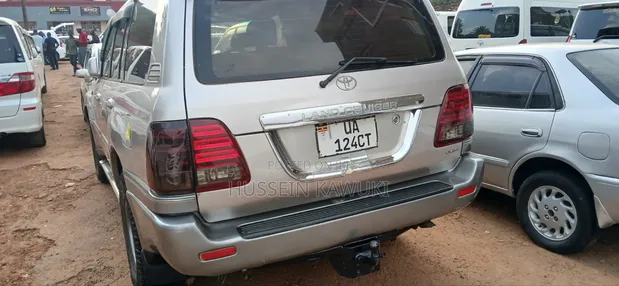 Toyota Land Cruiser Prado 2007 Silver - 1