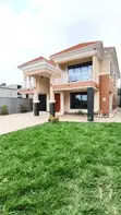4 Bedroom Duplex for Rent in Kitende, Central Division - 2
