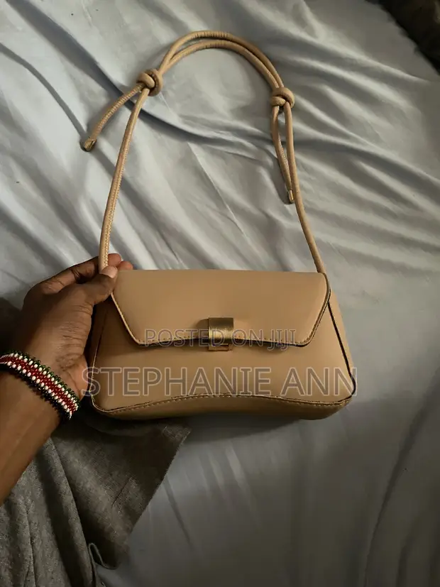Cute Brown Bag with Adjustable Chains - 1
