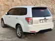 Subaru Forester 2010 White - 5