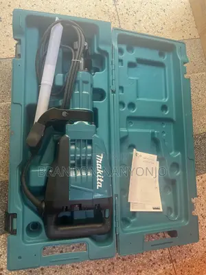 Makita Electric Demolition Breaker