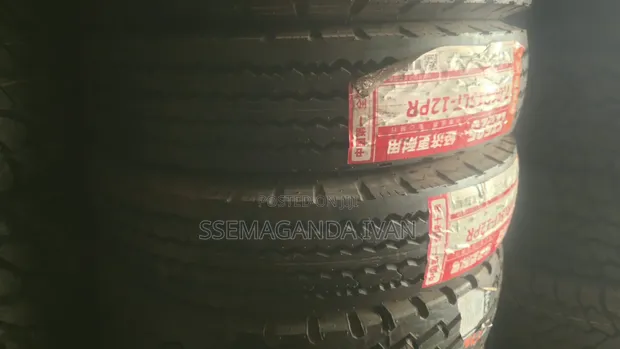 7.00R15LT 12PR Highway Tyres - 1