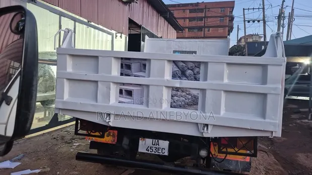 Isuzu Dumper Truck 7 Ton - 1