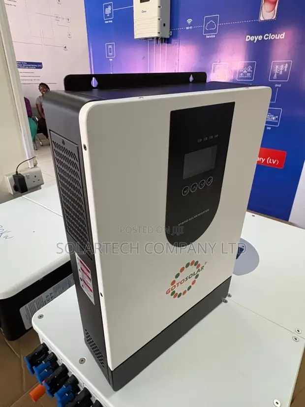 4KW 24V Hybrid Solar Inverter with MPPT - 1