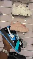 Nike Air Max Sneakers - 3