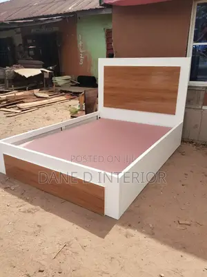 Smart Bed 5x6 - Classic Wood Design