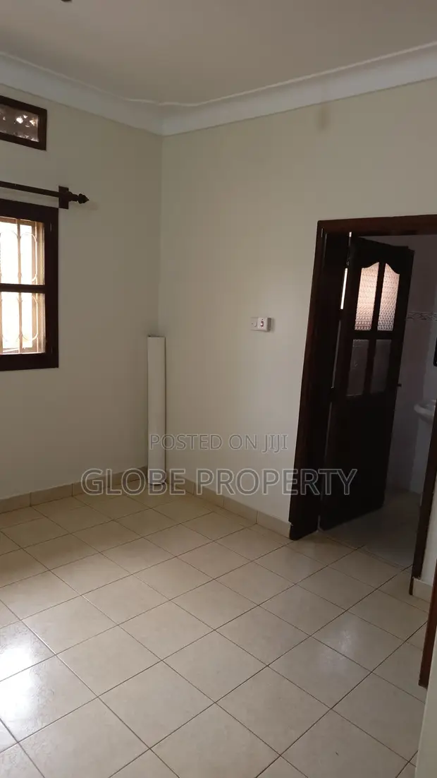Office Room for Rent - Kamwokya - 1