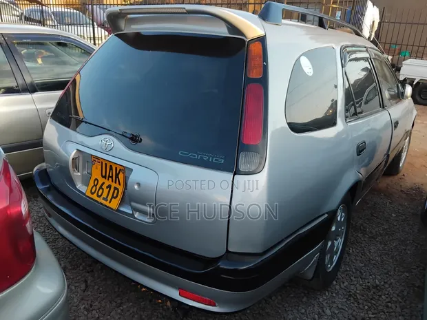 Toyota Carib 2002 Silver - 1