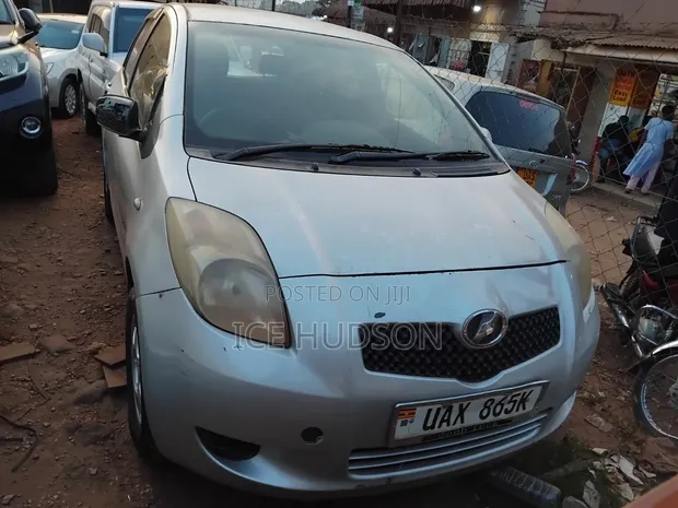 Toyota Vitz 2009 - 1