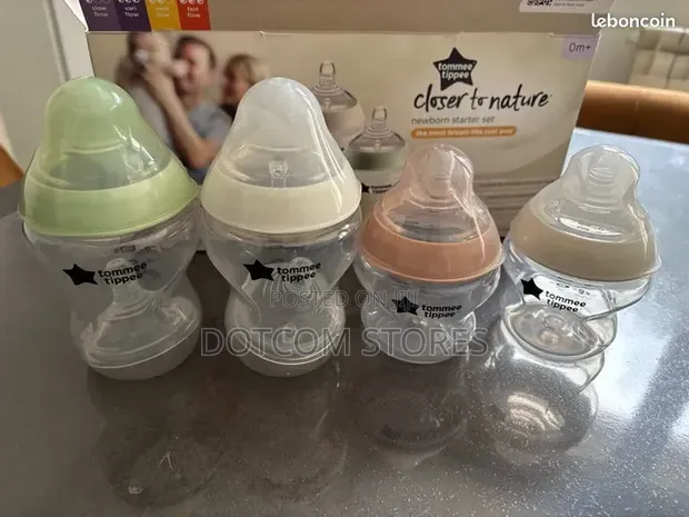 Tommee Tippee Nature & Anti-Colic Feeding Bottles (9oz/260ml) - 1