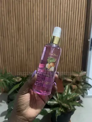 NAOMI Floral Peach Body Splash for Ladies - 200ml