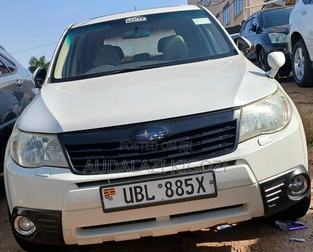 Subaru Forester 2008 White - 1