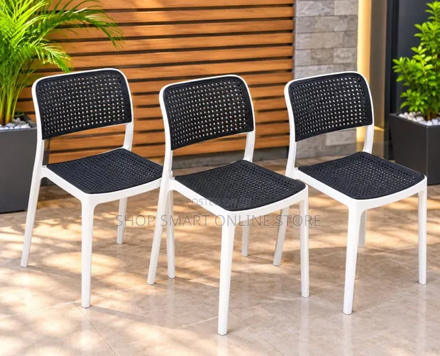 Global Ratten Heavy Duty Plastic Chairs - 1