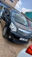 Toyota Noah 2012 Black - 1