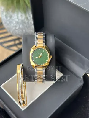 Gucci Ladies Watch with Bangle
