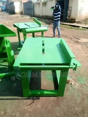 Industrial Circular Saw Machine