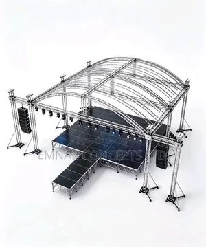 Brand New Coved Performing Stage 10x6