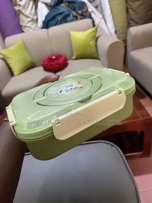 Lucky Cow 3 Compartment Lunch Box with Spoon - Green