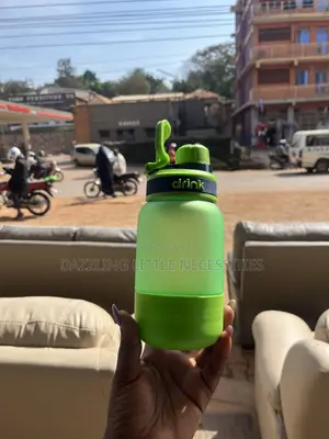 EYUN Kid's Water Bottle - Green (600ml)