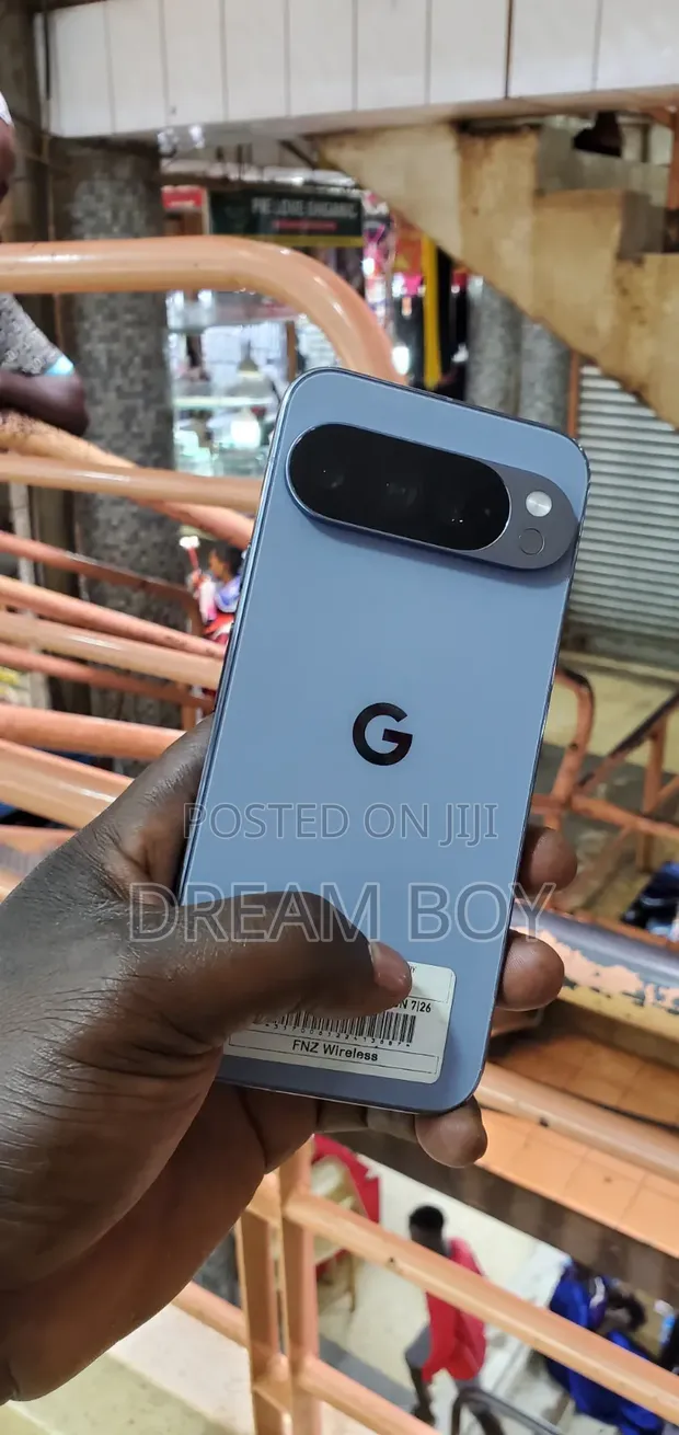 Google Pixel 10 Pro XL 256GB Blue - 1