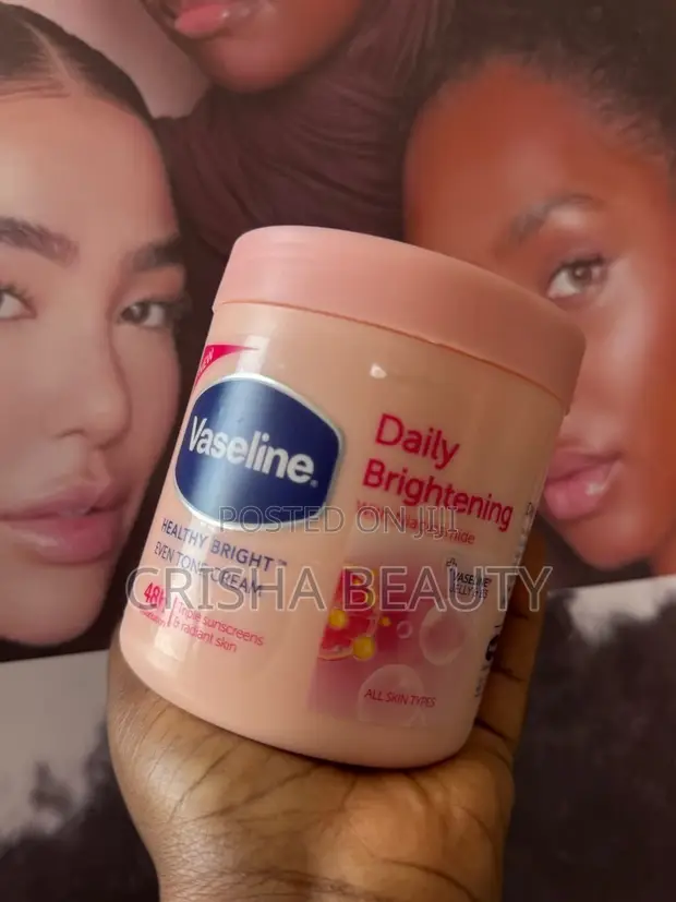 Vaseline Daily Brightening Even Tone Cream 400ml - 1