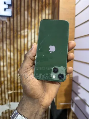 Apple iPhone 13 128GB Green