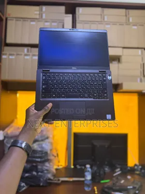Dell Latitude 7390 Laptop - Intel Core i5, 8GB RAM, 128GB SSD