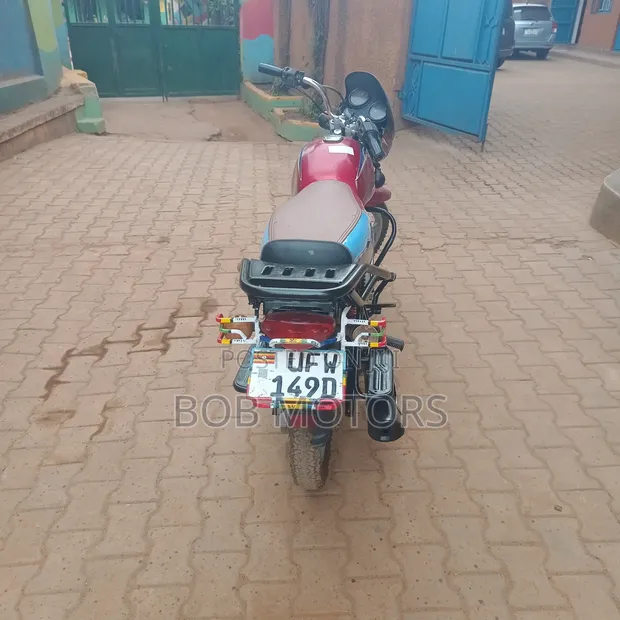 Bajaj CT 125X 2024 Red - 1